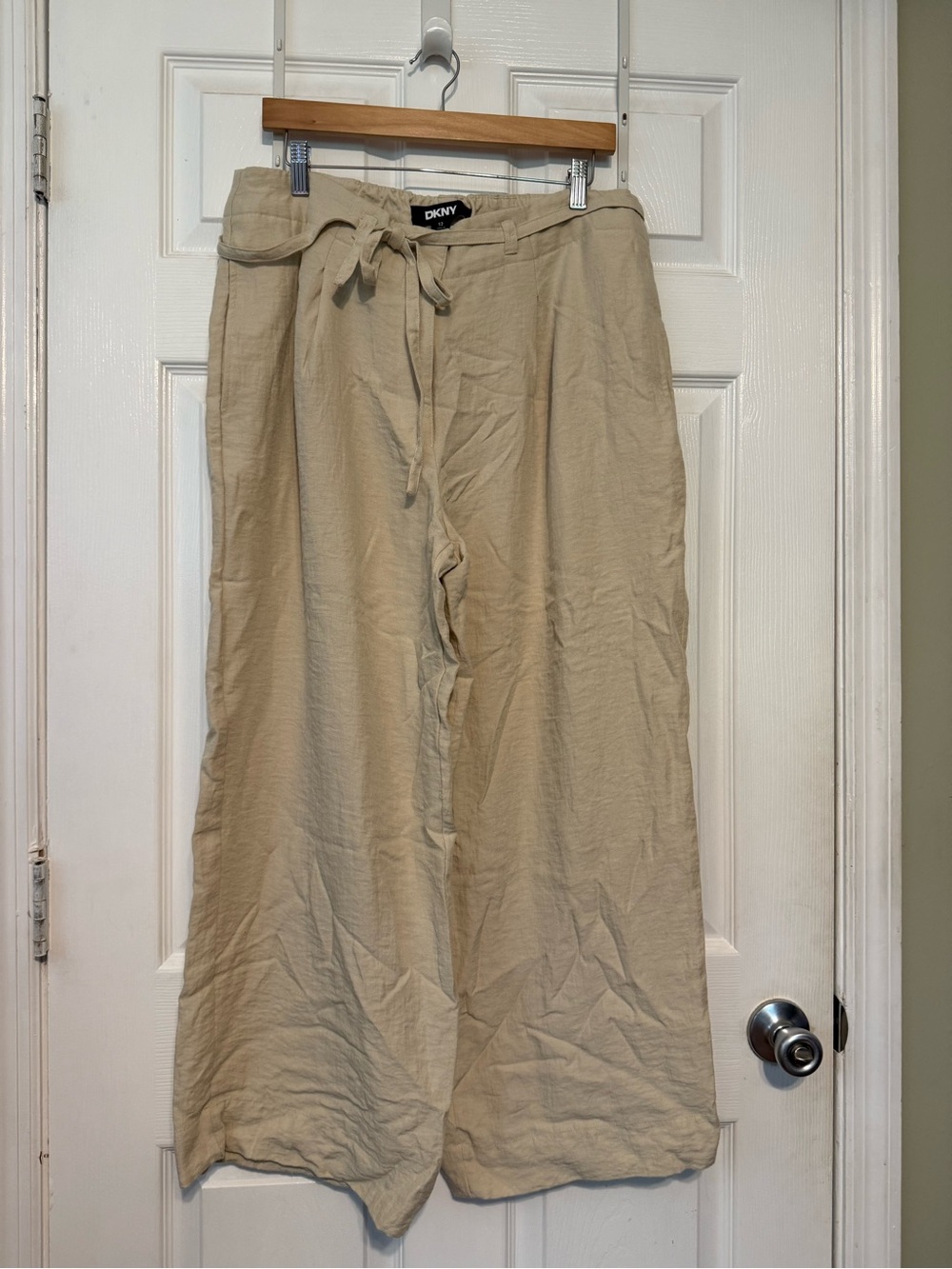 DKNY  Light Beige Wide-Leg  Chinos